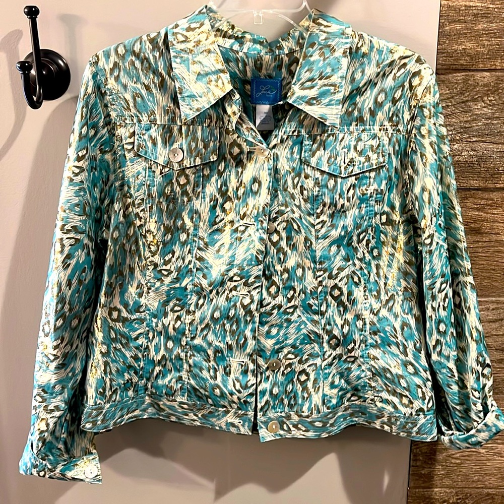 Shimmery blouse/layering jacket